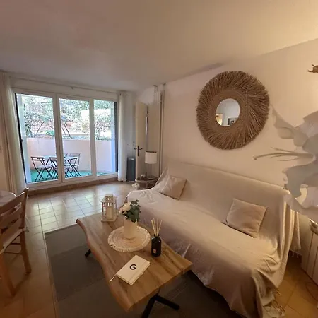 Grand T2 48m2 Calme Parking Port Santa Lucia Appartement *